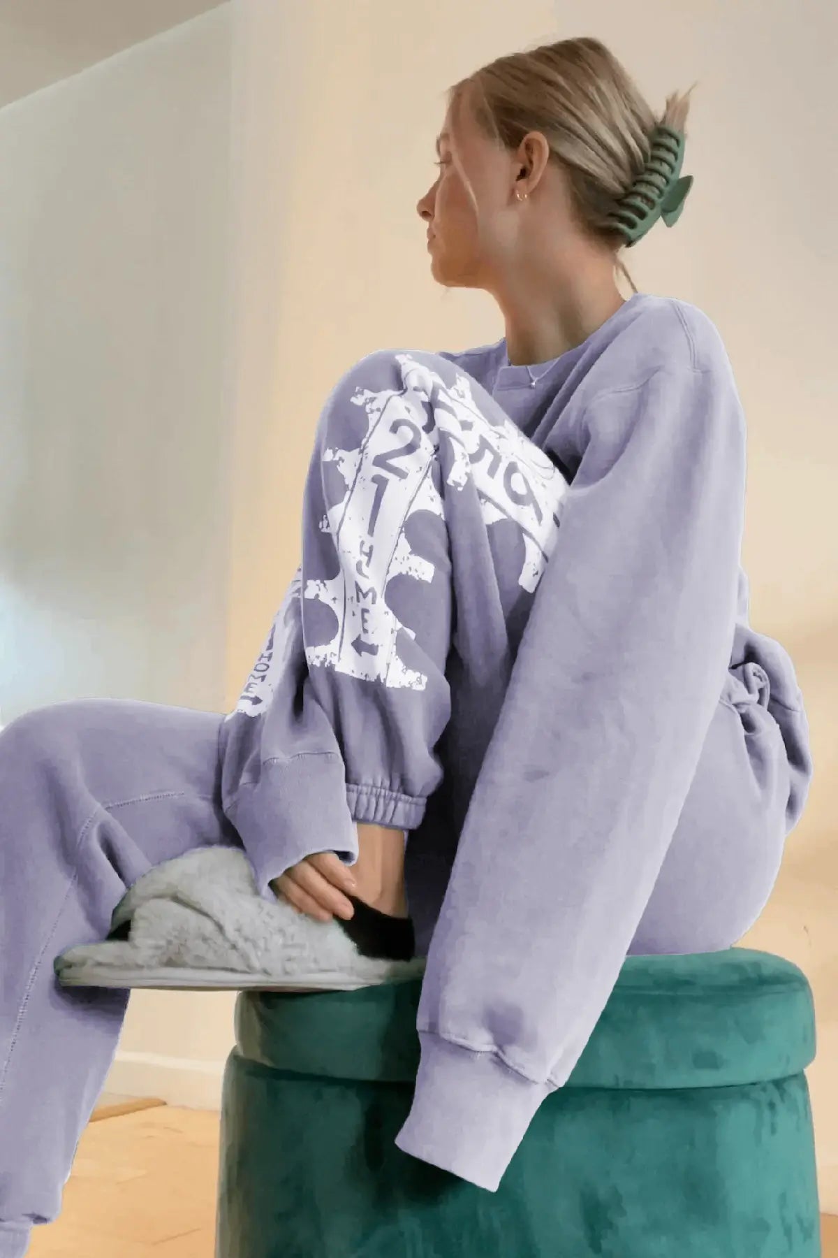 The Tennis Score Tube Crewneck Sweatshirt in Lavender (April Pre Sale)